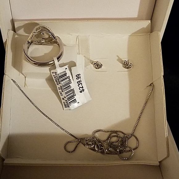 Black and white diamond set - Picture 4 of 5